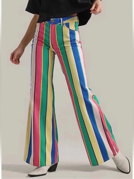 Wrangler Pants - Wrangler Wanderer 622 High Rise Flare Jeans Womens Size 30x34 Multicolor Striped